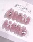 「겨울네일」おしゃれまとめの人気アイデア｜Pinterest｜kimsojin | ネイル ぴんく, 上品ネイル, ネイルデザイン