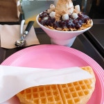 빙수랑 쌀와플 환상조합 ㆍ ㆍ #와플킹 #쌀와플 #목포와플 #와플 #waffle #디저트 #dessert #목포카페 #커피 #cof… | Food, Desserts