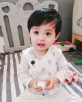 로니고미💕 on Instagram: “⠀⠀⠀⠀⠀⠀⠀⠀⠀⠀⠀⠀⠀⠀⠀⠀⠀ 우리부부는 참 닮은점이 많다. 좋은것만 닮았음 좋겠지만... 