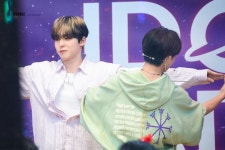 Pin page Pin on 윤호 | Mothers friend, Bubbles, Mother