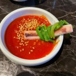 조화 매우조화👻 샤브작 샤브작 걸어 내사랑방으로 똿 이집은 오징어 밑에 #미나리 데쳐 내어주는데 이게 … - 2021 | 젓가락, 오징어... 