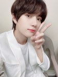 Pin page #txt #txtbeomgyu #beomgyu #txtpics | 연예인, 그런지, 셀카