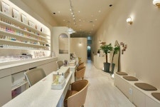 베이지톤 따뜻한 분위기의 15평 네일샵&속눈썹 인테리어 (고양 덕양구 동산동)