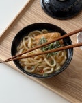 플레이팅 해도 너무 예뻐요! 오빠 쉬는 날 덮밥 그릇로 맛있는 점심... 예쁜그릇 #일식그릇 #일본그릇 #덮밥요리 #연어덮밥 #우동그릇 #면그릇...