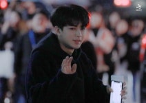 Pin page ปักพินโดย yourday🍀 ใน ｉＫＯＮ (아이콘)