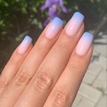 ma nails에 있는 Vika님의 핀 | 매니큐어