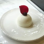 아르데슈아/홍대디저트카페 (@patisserie_ardechois) sur... 포장해온 케이크들이 다… | Desserts, Cake desserts, Culinary... 