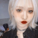 📷: 𝕱  𝖎  𝖑  𝖒 𝟏  𝟗  𝟖  𝟎  필름