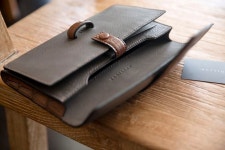 Leather에 있는 Wee Chuan Ong님의 핀 - 2023 | 가죽공예