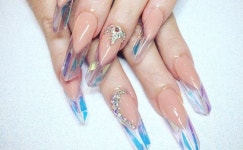 Edge nails에 관한 상위 25개 이상의 Pinterest 아이디어 | 블랙 골드 매니큐어, 예쁜 손톱 및 매트 네일