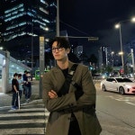 Pin page 🏷minimal, 소문만복래, 시도 (@siiiido) • Instagram photos and videos | Minimalist fashion men, Nerdy guys... 