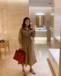 김희경 헤어 grato | 김희경 di Instagram ". . 집에만 있다가 안되겠다싶어서 카페투어 🍮🍰☕️ 저게 또 들어간다잉 ㅋㅋㅋㅋ . . (이 전전 피드에 저희언니가 입은...