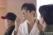 Pin page Pin di Kwon Yul [권율]