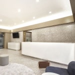 [서울 더 맑은 피부과 - 병원 내부 소개] 정확한 진단... 더 맑은 피부과 의원입니다. | Staircase railing design, Railing design... 