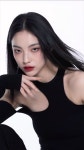 여리여리하지만 임팩트 있는 로지니스 룩 🌸 지금 제품 태그를 클릭해 이 룩에 사용된 아이템을 확인하세요. 💄: BLUR... 