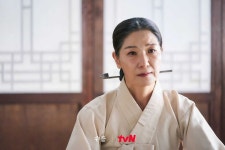 Pin by 훼 on 슈룹 Under The Queen’s Umbrella | Umbrella, Fashion