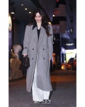 오성이.한결이.우빈이. 그리고 우리 겸댕정은이 다들 고생했오🤍 . #정려원 #검사내전 끝🎞” | Fall winter outfits... 