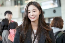 Pin by Mina Myoui on 연우 Yeonwoo (Former Momoland) | Long hair styles, Hair styles, Beauty