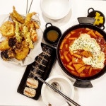 #페북사진공유❌❌님: “#소소떡볶이 /인기메뉴set1 소매떡볶이, 모듬튀김, 스팸치즈김밥, 쿨피스/ 튀김이 진짜 맛있당...😍 특히 김말이가... 