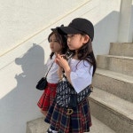 리러브❤️ on Instagram: “진쯔.....날씨 좋고, 우리애들 이쁘고, 사람 없어 좋고, 우리가 모여 좋고❤️ . . . .  #자매룩 #우정룩 #커플룩... 