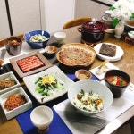 홍합살로 밥 짓고 얼큰하게 경상도식 소고기 뭇국 끓였어요. . . ... [组图/Carousel]오랜만의 집밥피드네요. 홍합살로 밥 짓고 얼큰하게... 