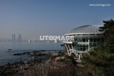 유토이미지 | 이미지·일러스트·그래픽·영상을 검색하세요.
