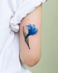 포키타투 - 나비타투 꽃타투 엑스레이타투 on Instagram: X-ray blue flower💙 @pokhy_tattoo @poki.tattoo . . . ✨타투문의는... 