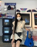 테트리스™와 럭키마르쉐의 콜라보 팝업스토어가 열려 구경하고 왔어요. 레트로 오락실 컨셉으로 꾸며진 팝업에서 컬러풀한 콜라보... 