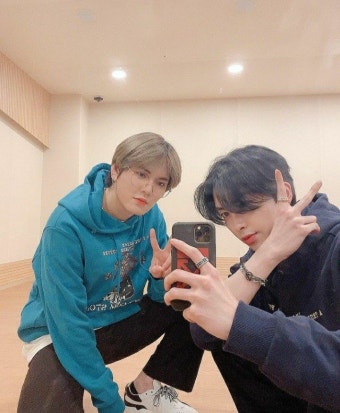 업텐션 이동열와이환희  (UP10TION XIAO & HWANHEE)
