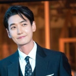 1년만에 돌아온 수트 정스타의 백상나들이🤵🏻♂️ 더 많은 사진은 프로필 링크 속에서 만나보실 수 있어요🖤 📌 https...