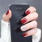 #bloodcolor #nailpolish #codenail #코드네일 #스카치레드 진짜 젤네일처럼 도톰하고 말랑한 질감 쏘굿 #selfnails #easynails... 