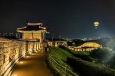 수원 화성 Pin oleh 풍경 사진과 야생화 di 풍경