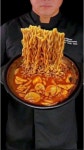 매콤달콤장금이볶이 | 188K views · 3K reactions | 미친듯이 매콤한게 그리울때 당장 팔아도 손색없는 라볶이 레시피 #레시피 #라볶이 #떡볶이...