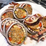밥을 가득 품은 아바이순대 @오징어🦑 Korean.. stuffed..... squid sausage?😂