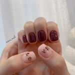 2,721 Likes, 9 Comments - 미니네일 (@nail_mini) on Instagram: “#미니네일#에이미니젤#LOVE#버건디#♥️ . . . 오랜만에 꺼내... 