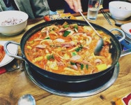 숯고개부대찌개: Budae Jjigae
