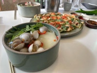 @jiddly_1 on Instagram: “내가 맨날 노래를 부르는 칼국수집.. #협찬아님... 매일 가족들한테도 여기 칼국수 사준다고 노래부르고 친구들한테도... 