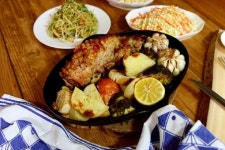 오늘은 통삼겹살 오븐구이..통삼겹살로 멋스러운 오븐요리를 만들었네요단골 정육점에 가서 삼겹살 한판을 ... | Food, Pork, Steak