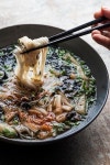 Zoeys Pick/ 추운 날 먹기 좋은 뜨끈한 국물의 장터국수 : 네이버 포스트 | 날