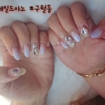 ᴗ 저는 네일샵 댕기왔어용 더운 날씨에 건강 유의하시고 맛점하세용ꯁ #네일아트 하고 ᕕ( ᐛ )… | 네일아트, 젤네일... 