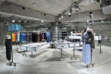 Highsnobiety | 디자인, 인테리어, 세련된 명함