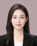 팝콘스튜디오 | 취업사진 승무원사진... 수정하는 ❤팝콘스튜디오 신촌점... 인물사진은 팝콘스튜디오 신촌점일까요?💛 ✔차별화된 사진장비... 