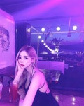 VELY 블리 on Instagram: “보랏빛 밤🌙🦄” | Anime, Concert, Instagram