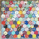 피드색, 엔틱(빈티지)코튼 헥사곤 1.6cm : 네이버 블로그 en 2020 | Traditionnel