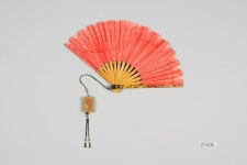 빈칸 on Twitter - 2021 | 힙스터, 부채, 구슬