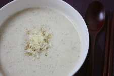 대관령 눈마을황태 원기회복에 좋은 영양죽 황태들깨죽 국내자연건조 100% 황태순살코기 황태가루를 이용해... | 한국 요리, 찹쌀, 당근