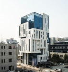 (주)엠비케이 - 외장재, 스틸커튼월, 유공판넬, 펀칭판넬, 고밀도목재패널, 외장패널, 금속외장재, 메탈 커튼월