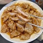 외대앞 작은 골목에 있는 내공 깊은 명불허전 서울 3대 꿔바로우 맛집! 회기 #촨커 외대와 경희대 사이에 위치한 작은… | Instagram