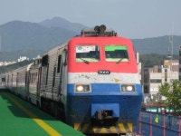 기차에 있는 우진 이님의 핀 | 기차