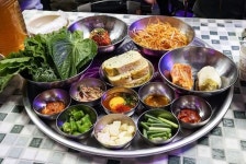 美食一餐에 있는 핀